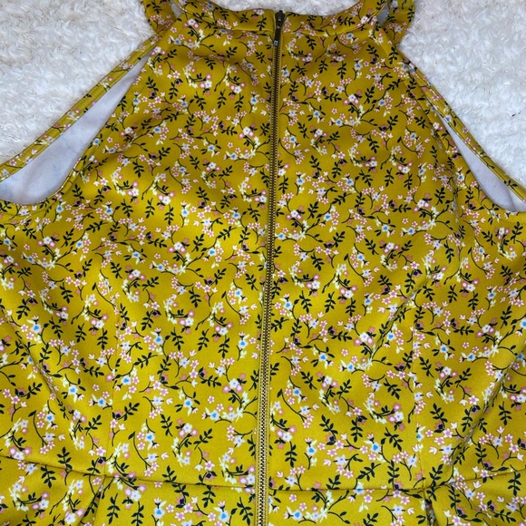 Copper Key Floral Dress - Picture 2 of 7